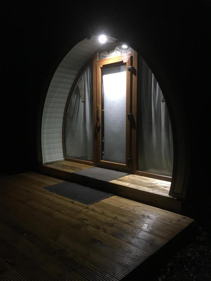 Orchard Luxe Glamping Pod Hotel Dungannon Exterior foto